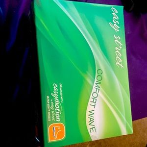 East Street- Woman’s Rasia Comfort Shooties brand new black